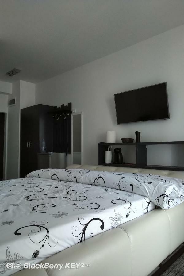 Summerland Mamaia