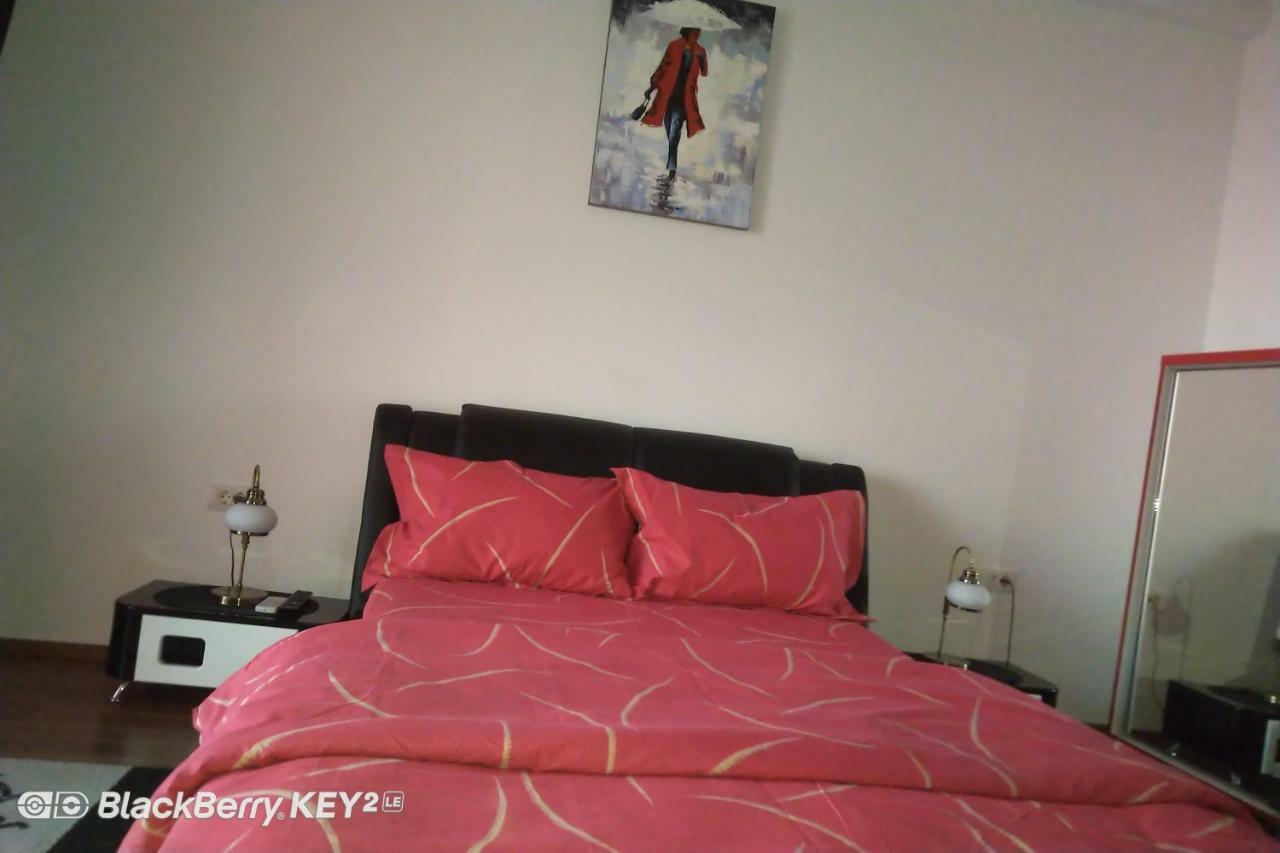 Summerland Apartment